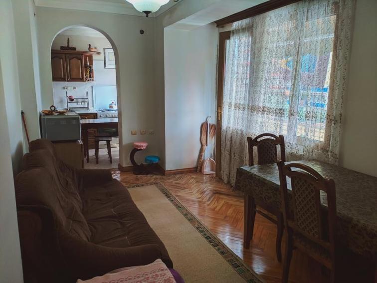 Giorgis Home Batumi Zewnętrze zdjęcie